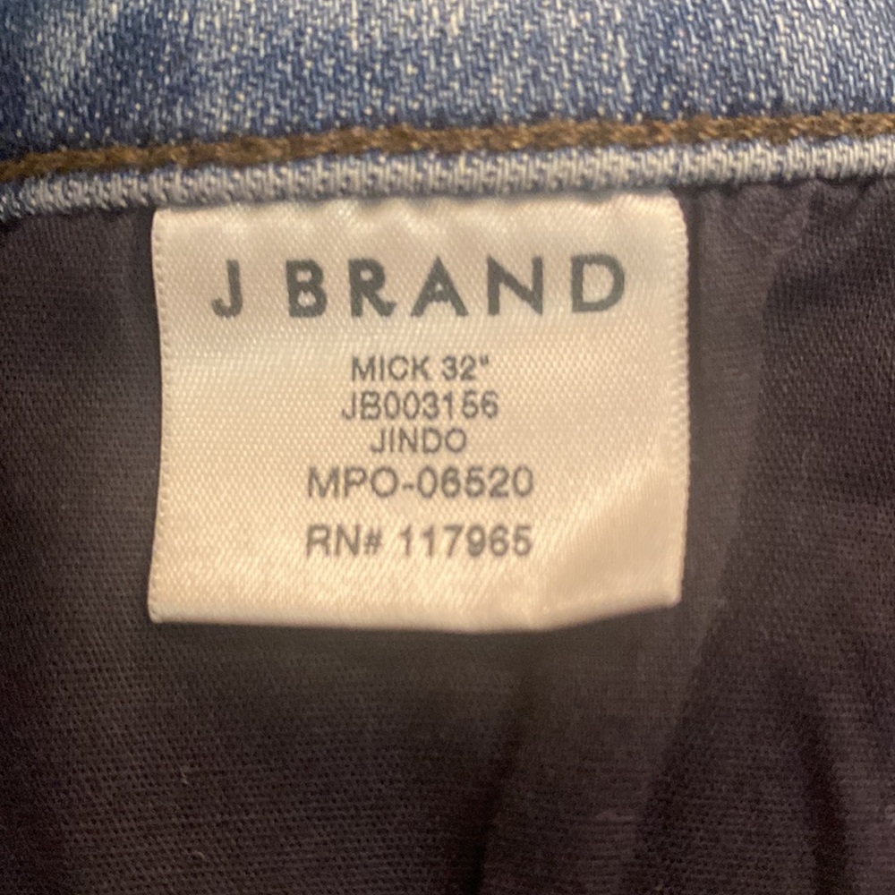 J Brand Women’s Jeans, 32” Waist, Length 32”, Like New, broken in, nice & soft - Picture 7 of 8